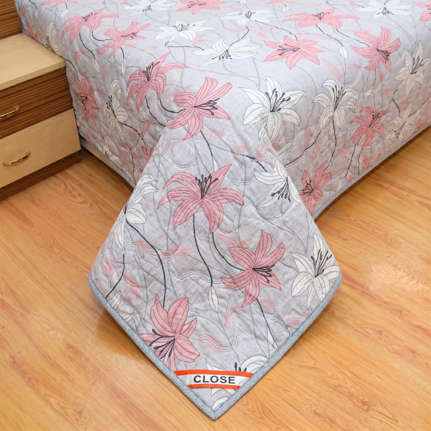 Parish Handlooms Floral Double Comforter for Mild Winter