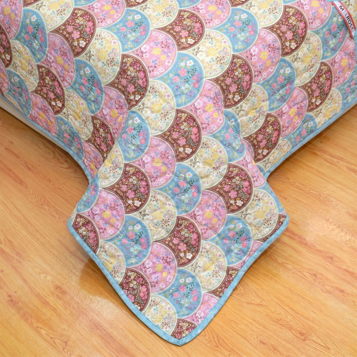 Parish Handlooms Floral Double Comforter for Mild Winter
