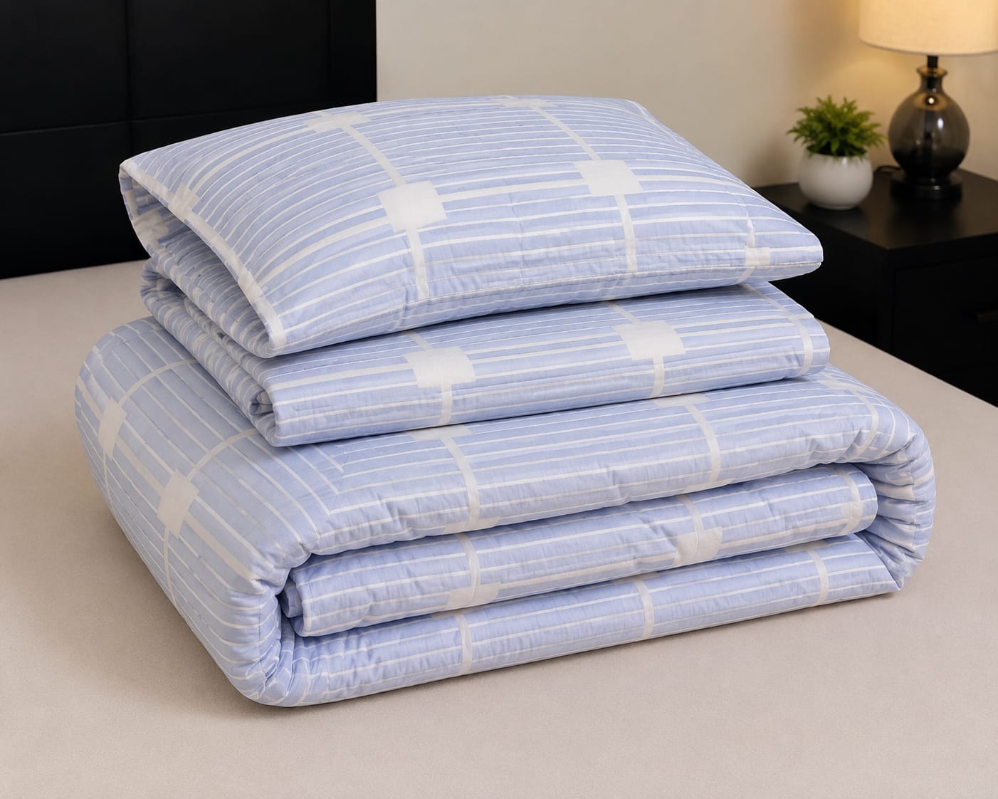 Parish Handlooms Geometric Cotton Double Bedding Set 1 Double Comforter with 1 Double Bedsheet and 2 Pillow Covers (Light Blue, All Season)