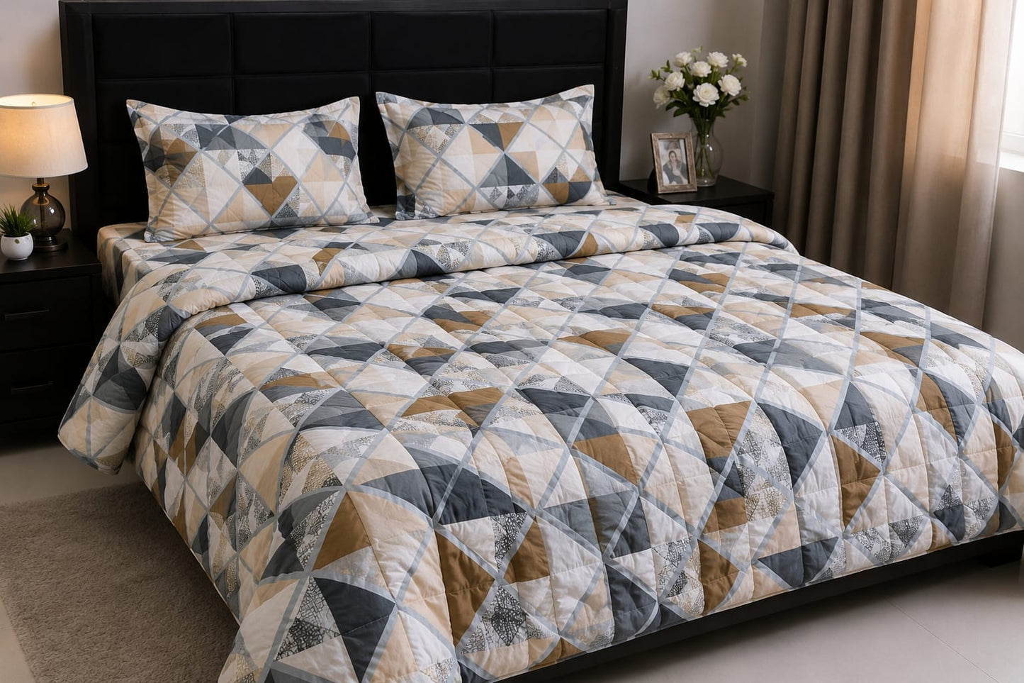 Parish Handlooms Abstract Cotton Double Bedding Set 1 Double Comforter with 1 Double Bedsheet and 2 Pillow Covers (Multicolor, All Season)