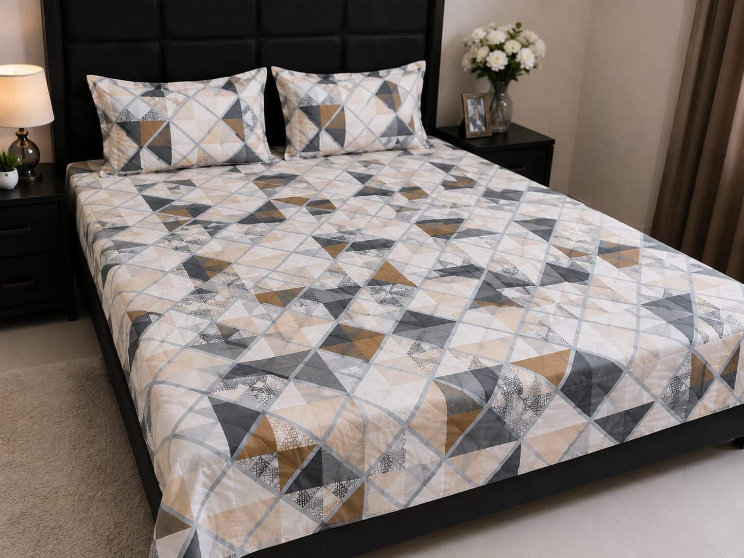 Parish Handlooms Abstract Cotton Double Bedding Set 1 Double Comforter with 1 Double Bedsheet and 2 Pillow Covers (Multicolor, All Season)